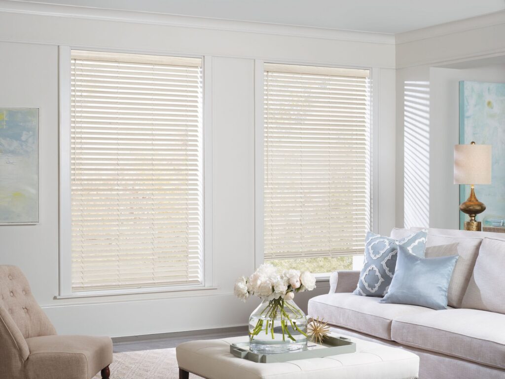 Hunter Douglas Everwoods