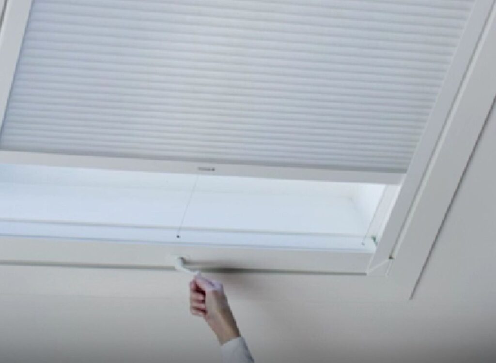 Skylift manual operation