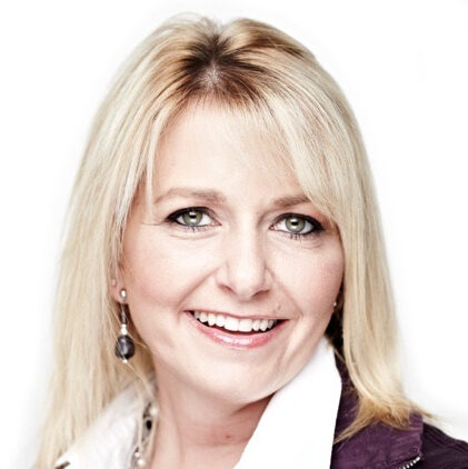 Bonnie West owner of Superblinds